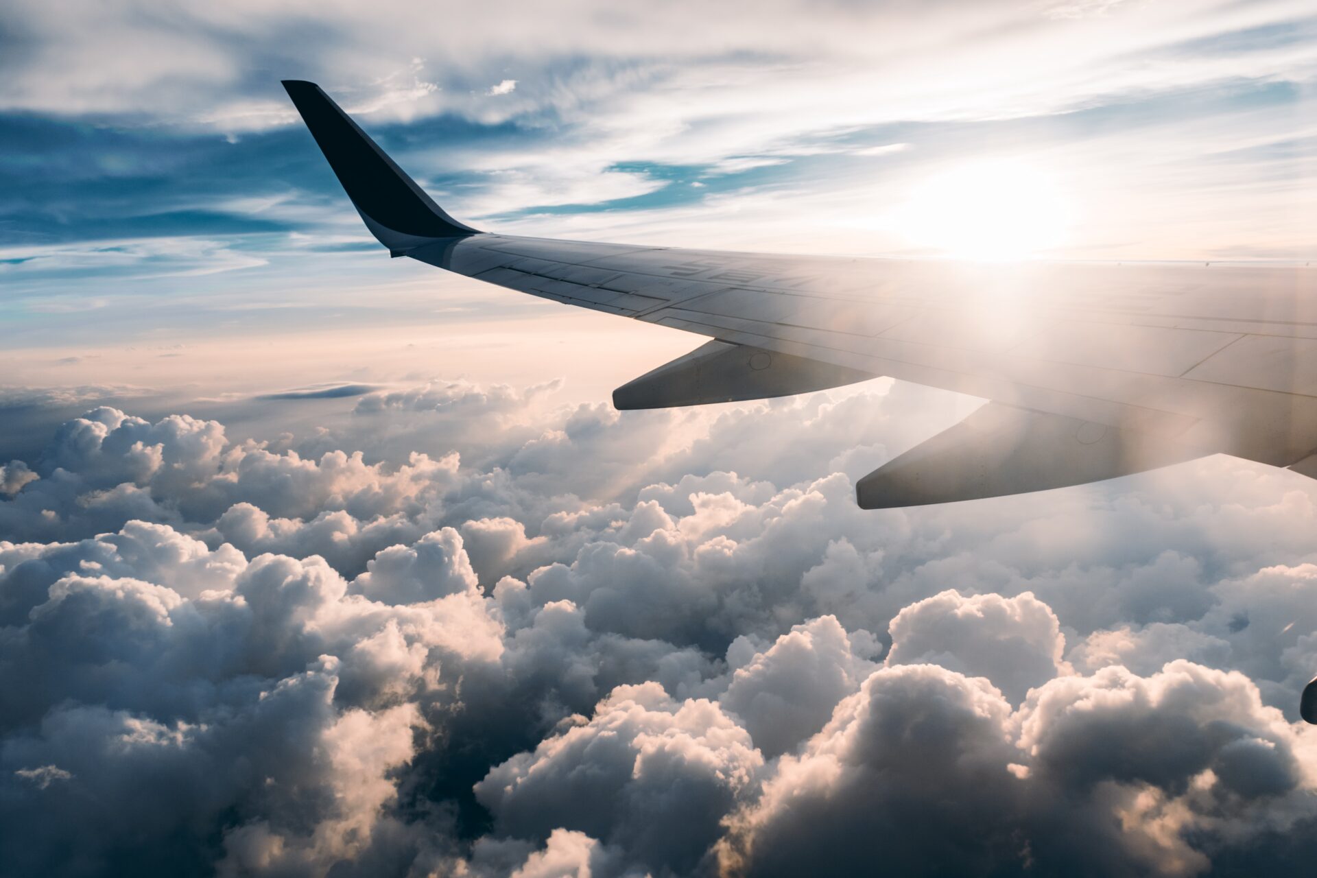 TKL Flygfrakt, vinge i luften