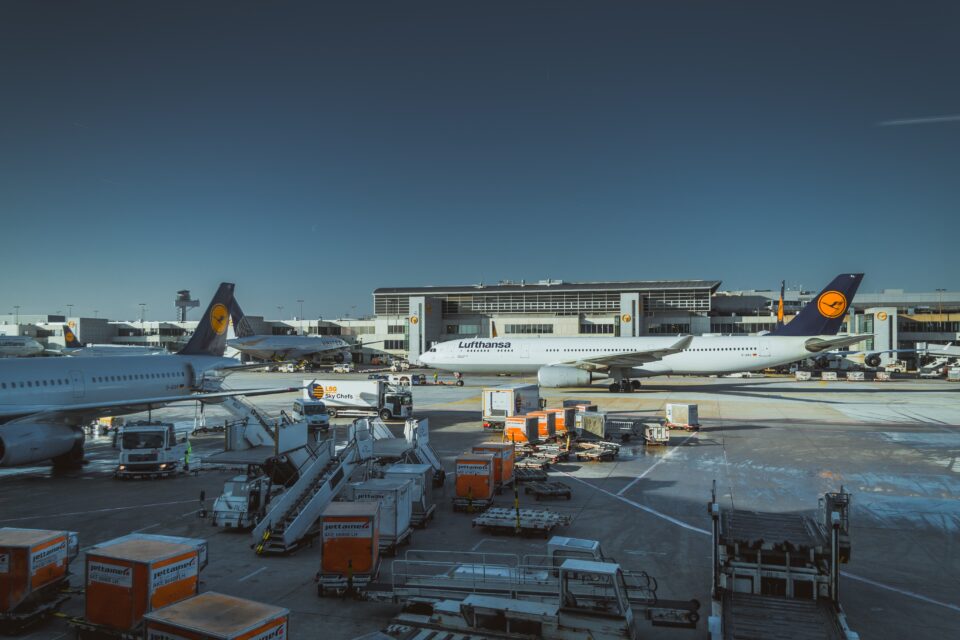 TKL Flygfrakt lastning